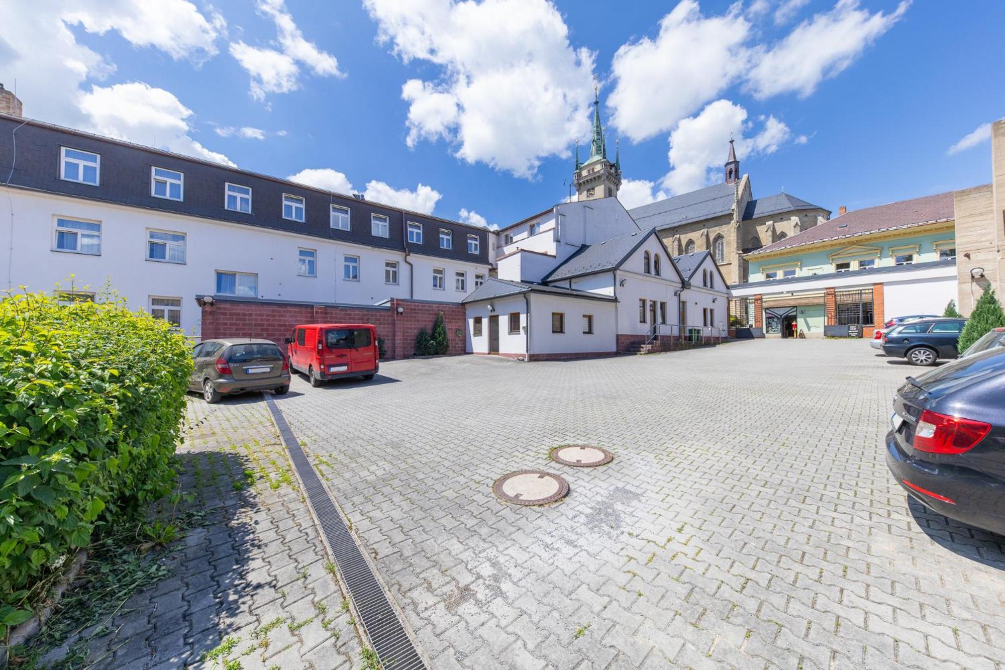 Hotel Pivovar Policka Bagian luar foto