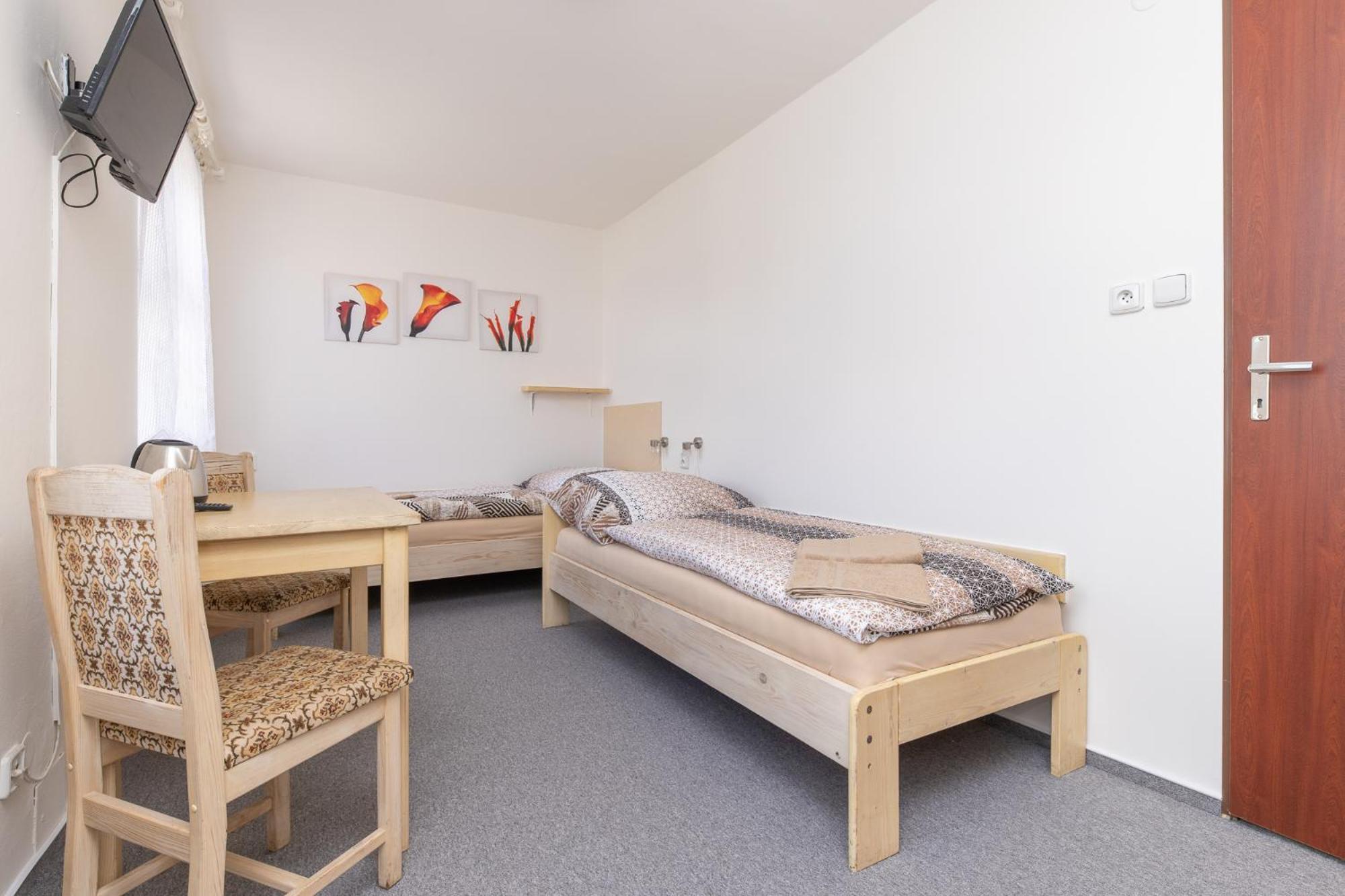 Hotel Pivovar Policka Bagian luar foto