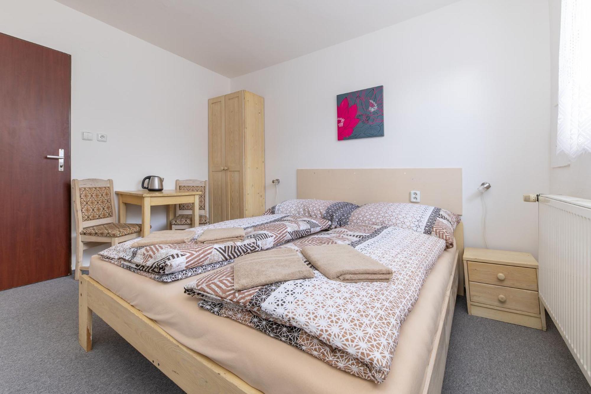 Hotel Pivovar Policka Bagian luar foto