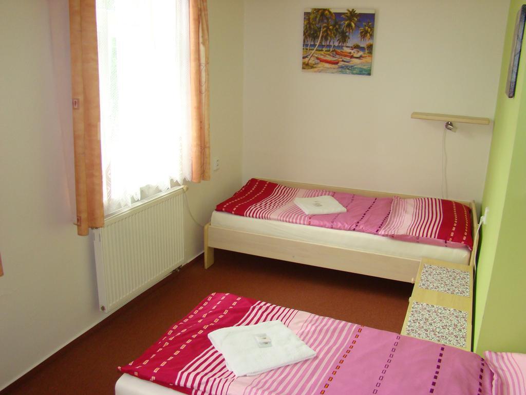 Hotel Pivovar Policka Bagian luar foto